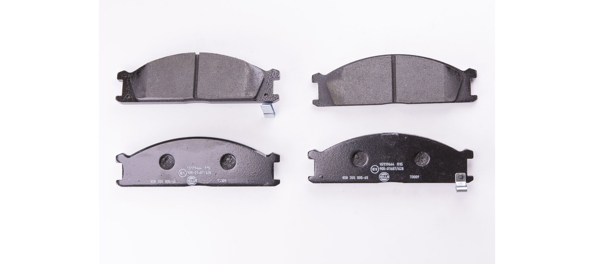 HELLA Plaquettes de frein 8DB 355 005-651 HELLA 8DB 355 005-651 Plaquettes de frein NISSAN Navara Camion à Plateau/Châssis (D22) 2.5 Di 4WD 133 CV 2011