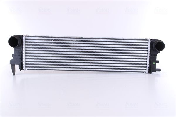 NISSENS Chladič plniaceho vzduchu 96017 NISSENS 96017 Intercooler Sprinter 907 910 za nízku cenu