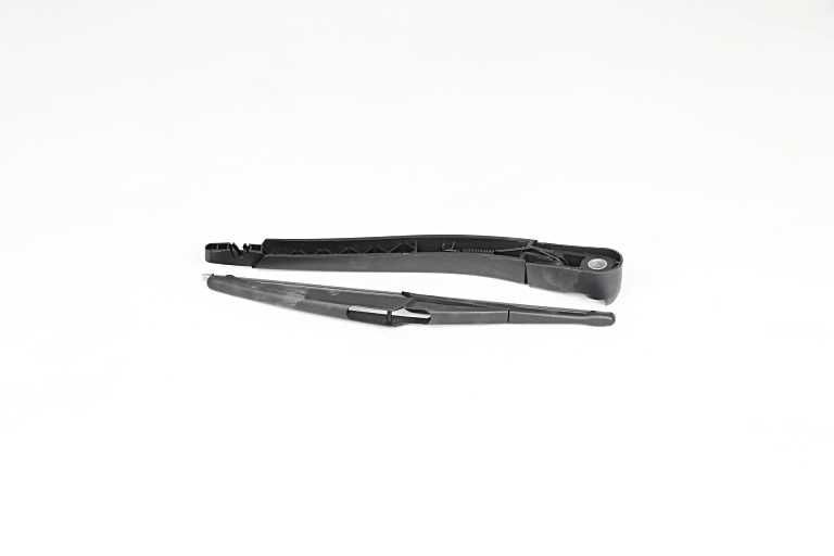 BSG Achterruitenwisser BSG 60-990-001 BSG 60-990-001 Ruitenwissers BSG MITSUBISHI GALANT