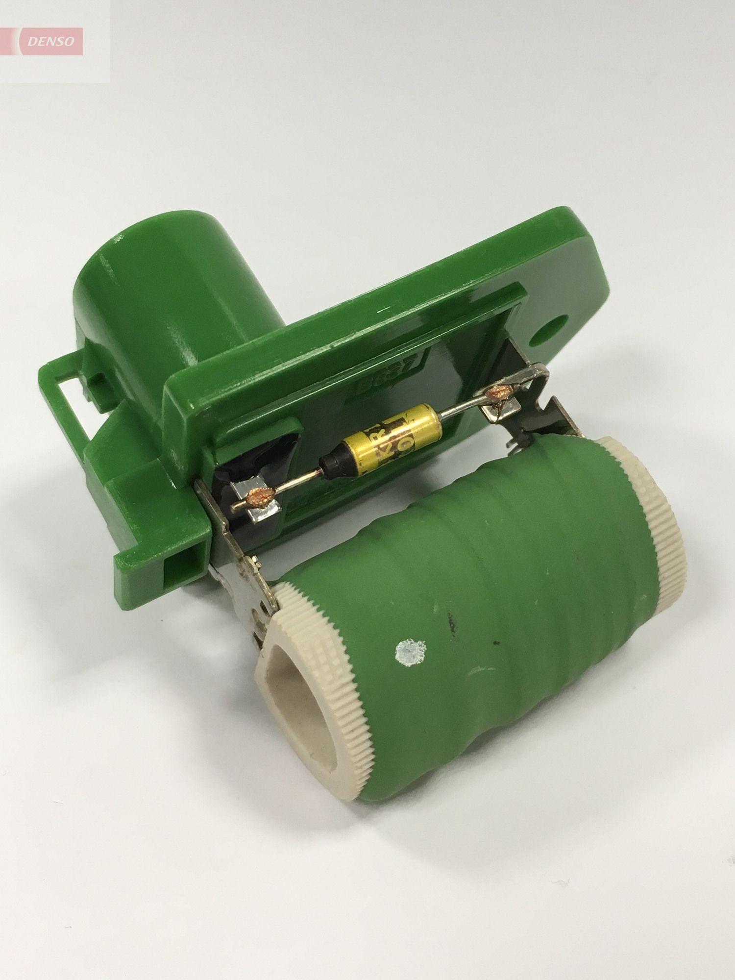 DENSO Vorwiderstand, Elektromotor-Kühlerlüfter DRS09013 DRS09013 Gebläsewiderstand DENSO MITSUBISHI SPACE WAGON