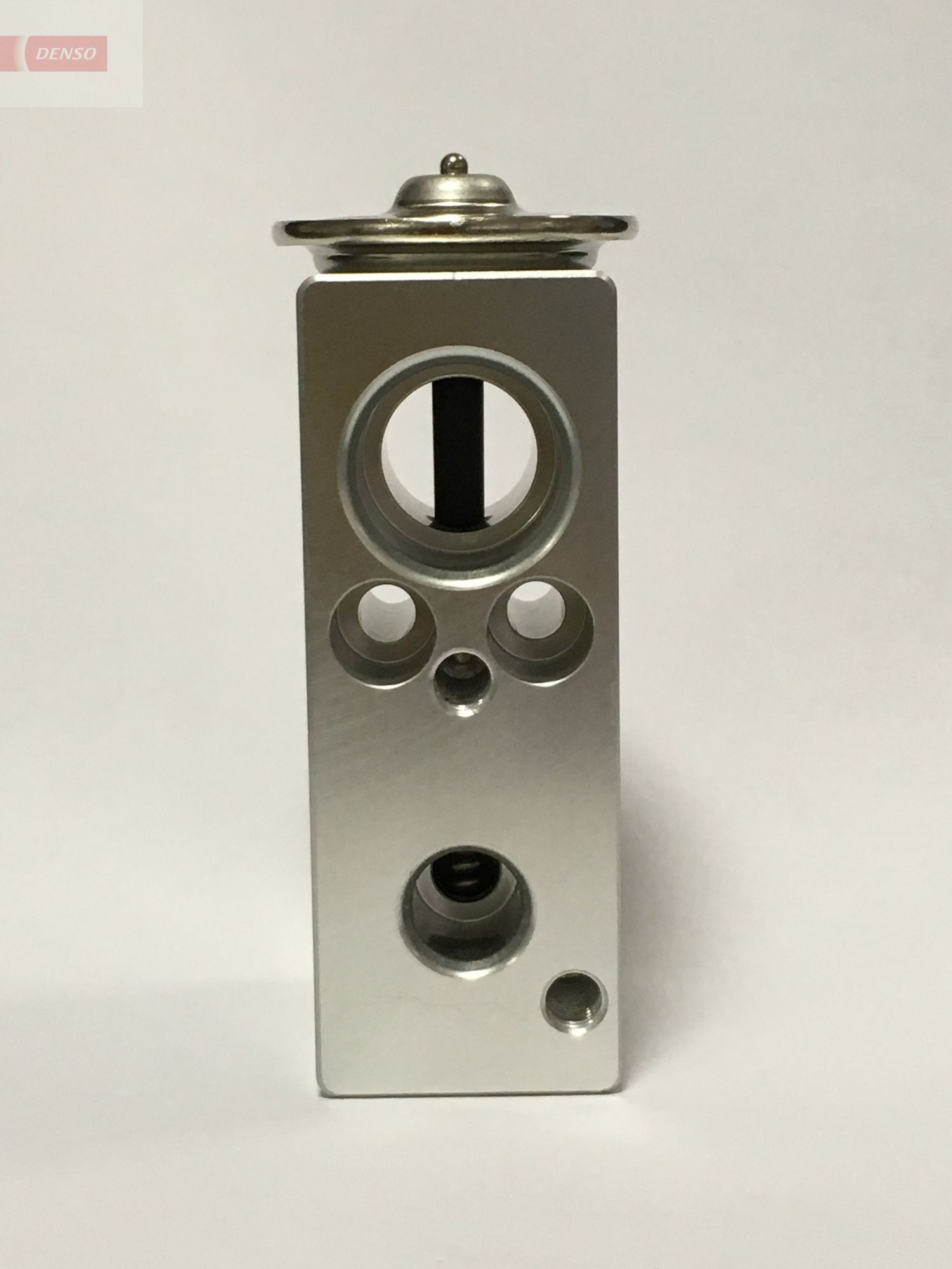 DENSO Expanzný ventil klimatizácie DVE23014 DVE23014 Expanzný ventil klimatizácie MAZDA 3 DENSO