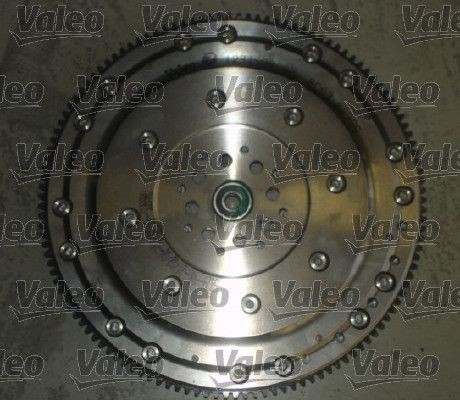 VALEO Dubbelmassesvänghjul 836002 VALEO 836002 Svänghjul Subaru Impreza 3 original