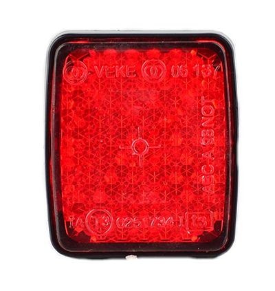 Reflector rood BSG BSG 70-810-001 BSG BSG 70-810-001 Achterreflector PEUGEOT BOXER 2004