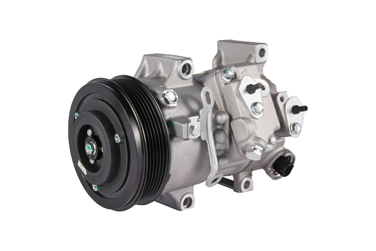 VALEO Ilmastoinnin kompressori 811110 VALEO 811110 Toyota Auris e15 ilmastoinnin kompressori vaihto hinta