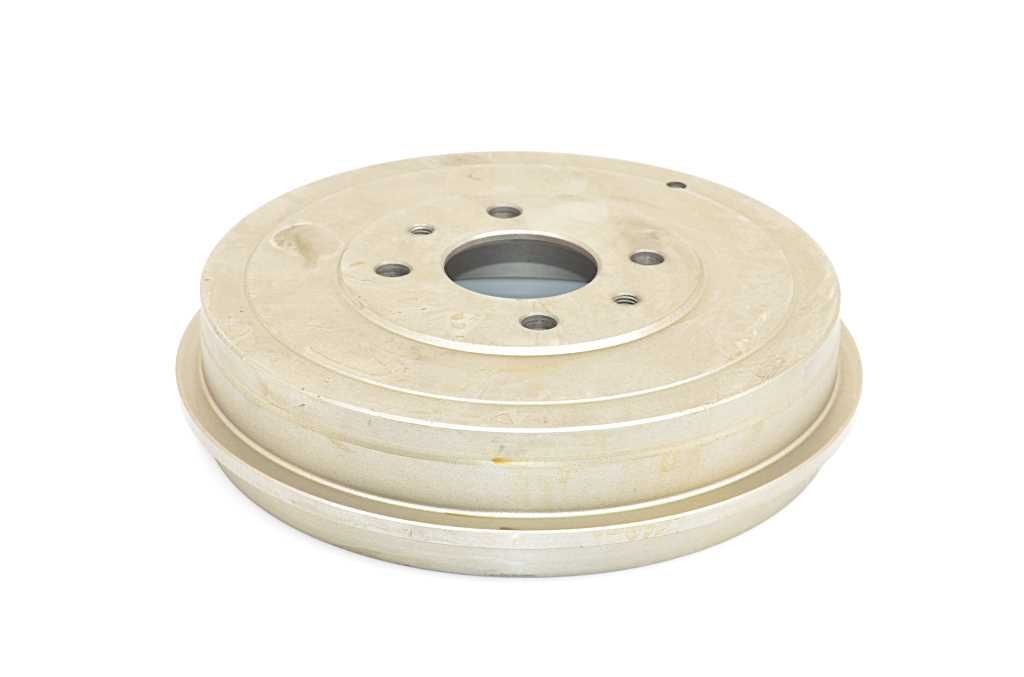 BSG Tambour de frein BSG 25-225-002 Fiat BRAVO Tambour de frein BSG BSG 25-225-002