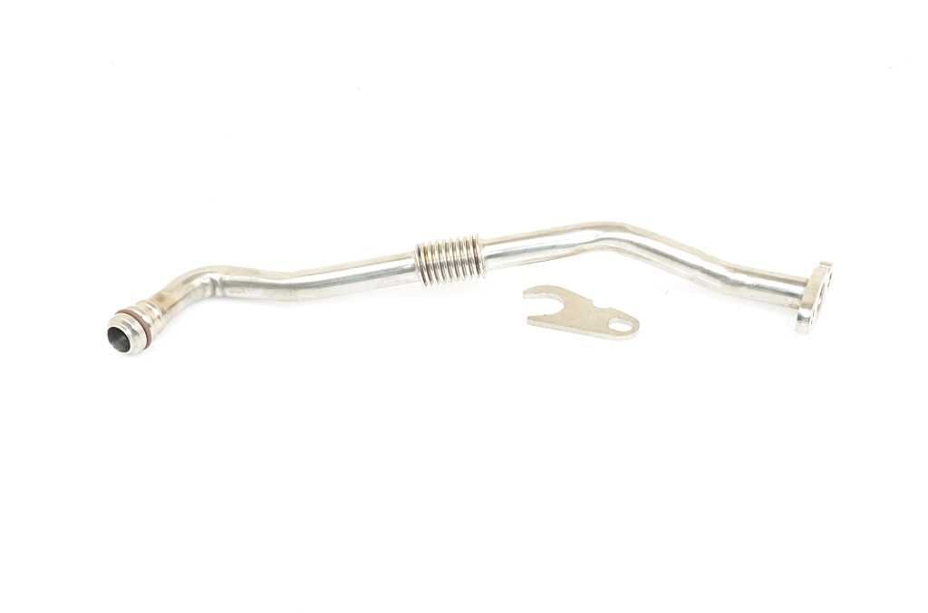 BSG Olierør, turbolader BSG 30-725-093 Olierør turbolader NISSAN BSG BSG 30-725-093