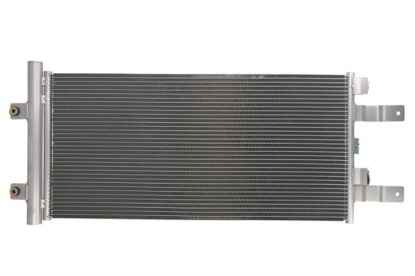 THERMOTEC Condensatore climatizzatore KTT110679 KTT110679 Condensatore aria condizionata THERMOTEC Dacia