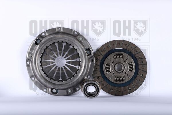 QUINTON HAZELL Kit d'embrayage QKT1666AF QUINTON HAZELL QKT1666AF Kit d'embrayage MAZDA MX-5 I (NA) 1.6 106 CV 1992