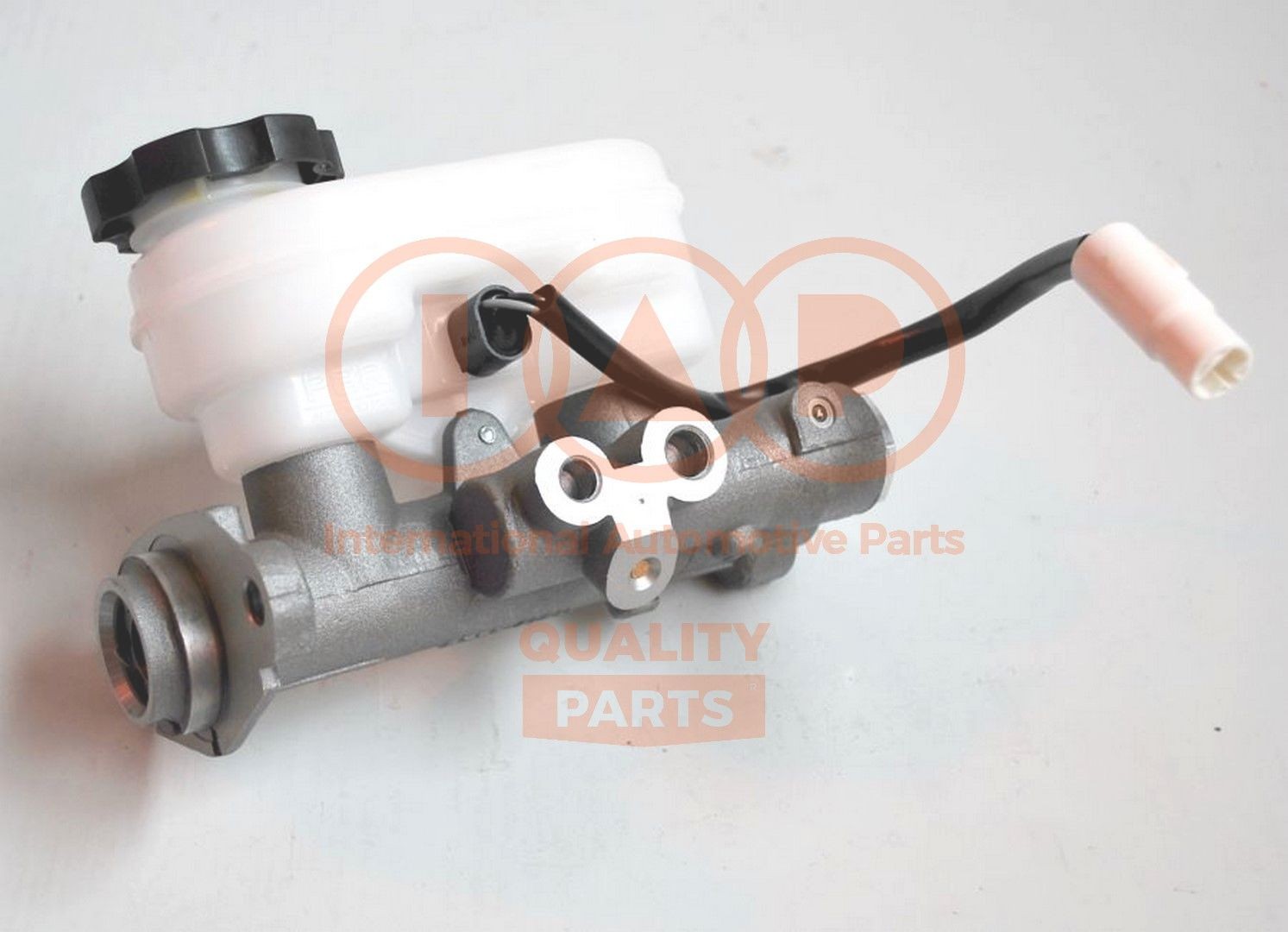 IAP QUALITY PARTS Bomba central dos travões 702-18020G IAP QUALITY PARTS 702-18020G Bomba central dos travões