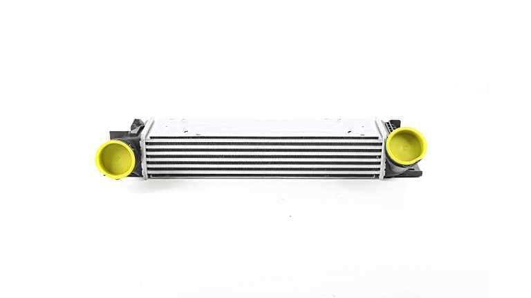 BSG Intercooler BSG 15-535-022 BMW intercooler för turbo BSG BSG 15-535-022