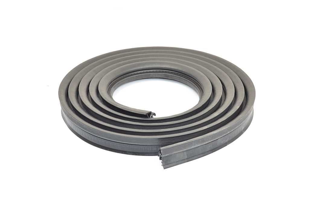 BSG Dørtætning BSG 30-936-040 BSG 30-936-040 Dørtætning FORD FIESTA BSG