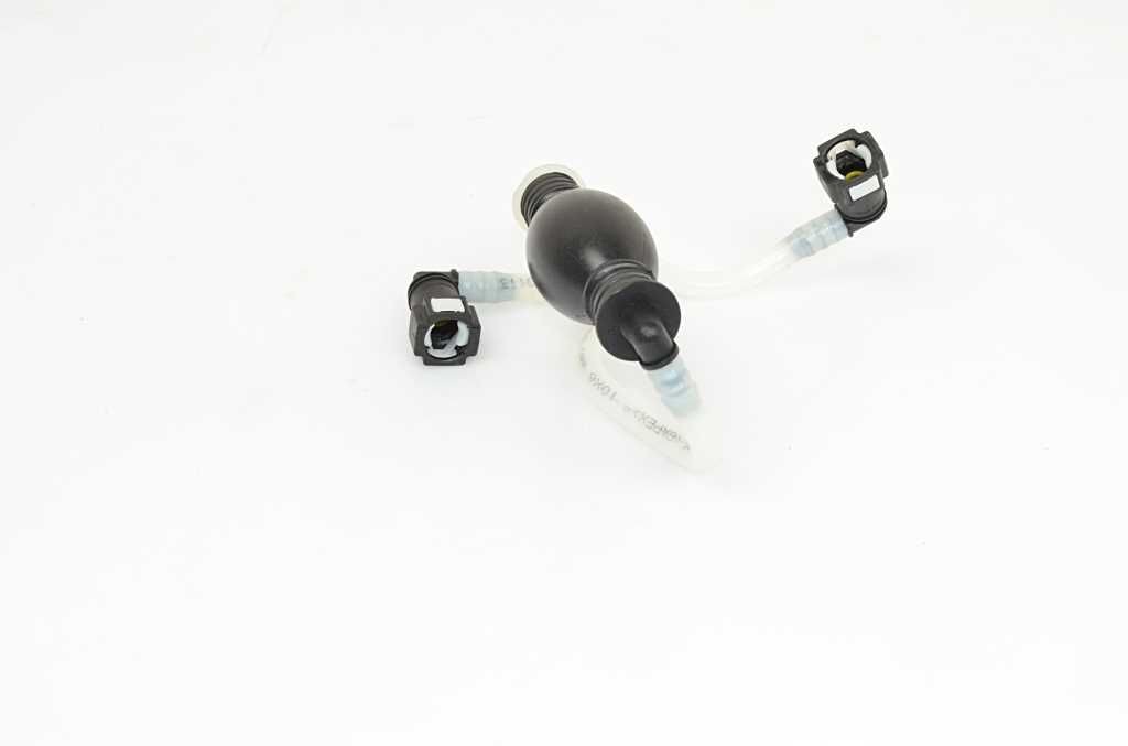 BSG Condotto carburante BSG 75-725-008 BSG 75-725-008 Flessibile carburante BSG Dacia