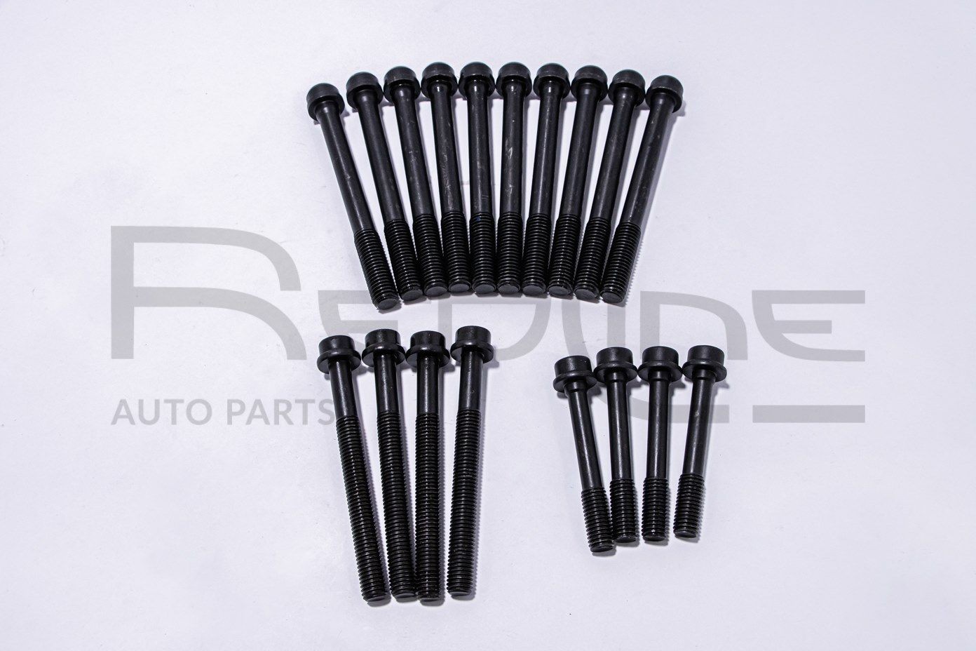 RED-LINE Bolt Kit, cylinder head 00VM001 RED-LINE 00VM001 Chrysler Voyager GS cylinder head bolts replacement