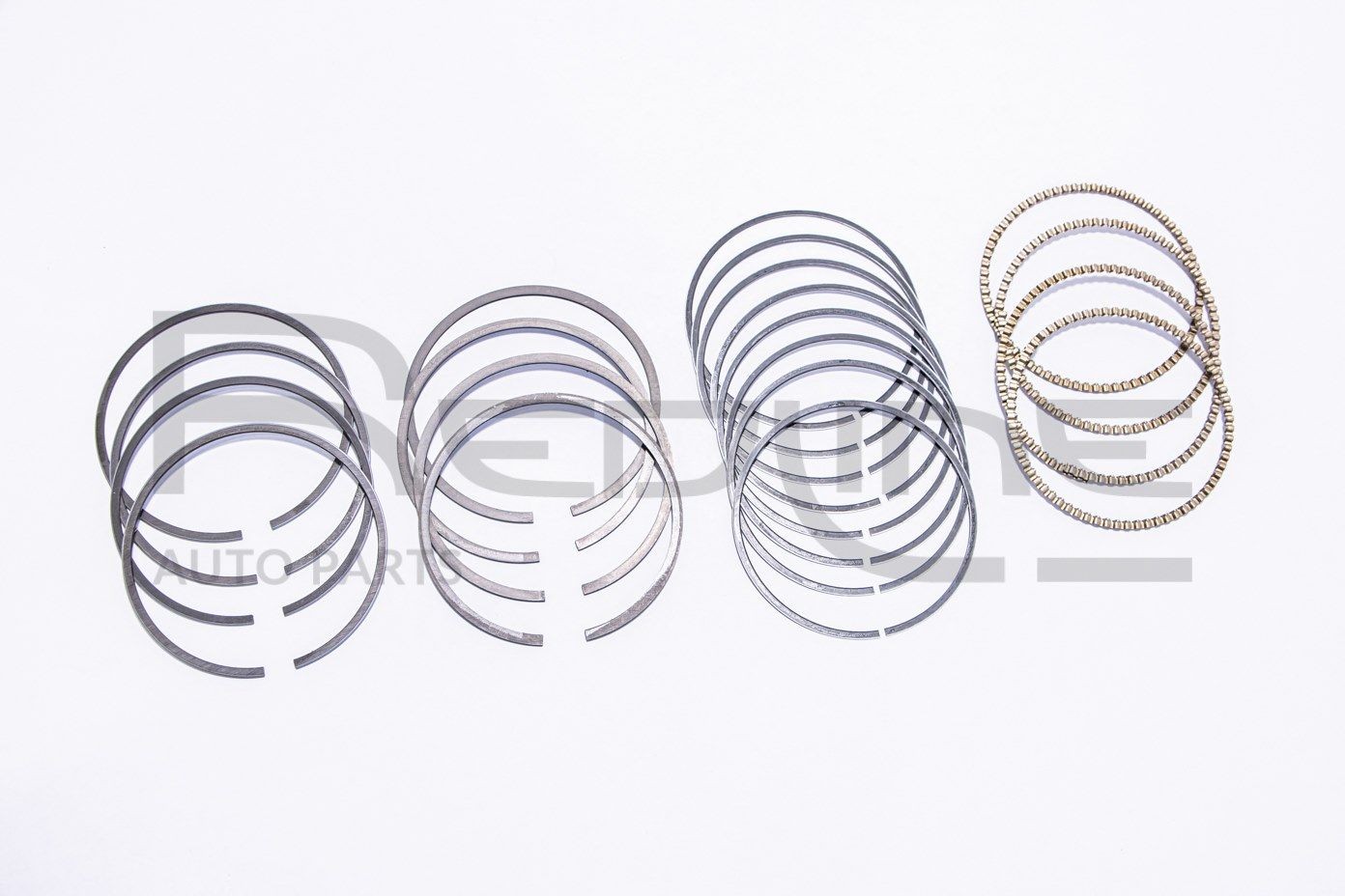 Jeu de segments de pistons RED-LINE 04DW006 RED-LINE 04DW006: Segment moteur Chevy SPARK 2013