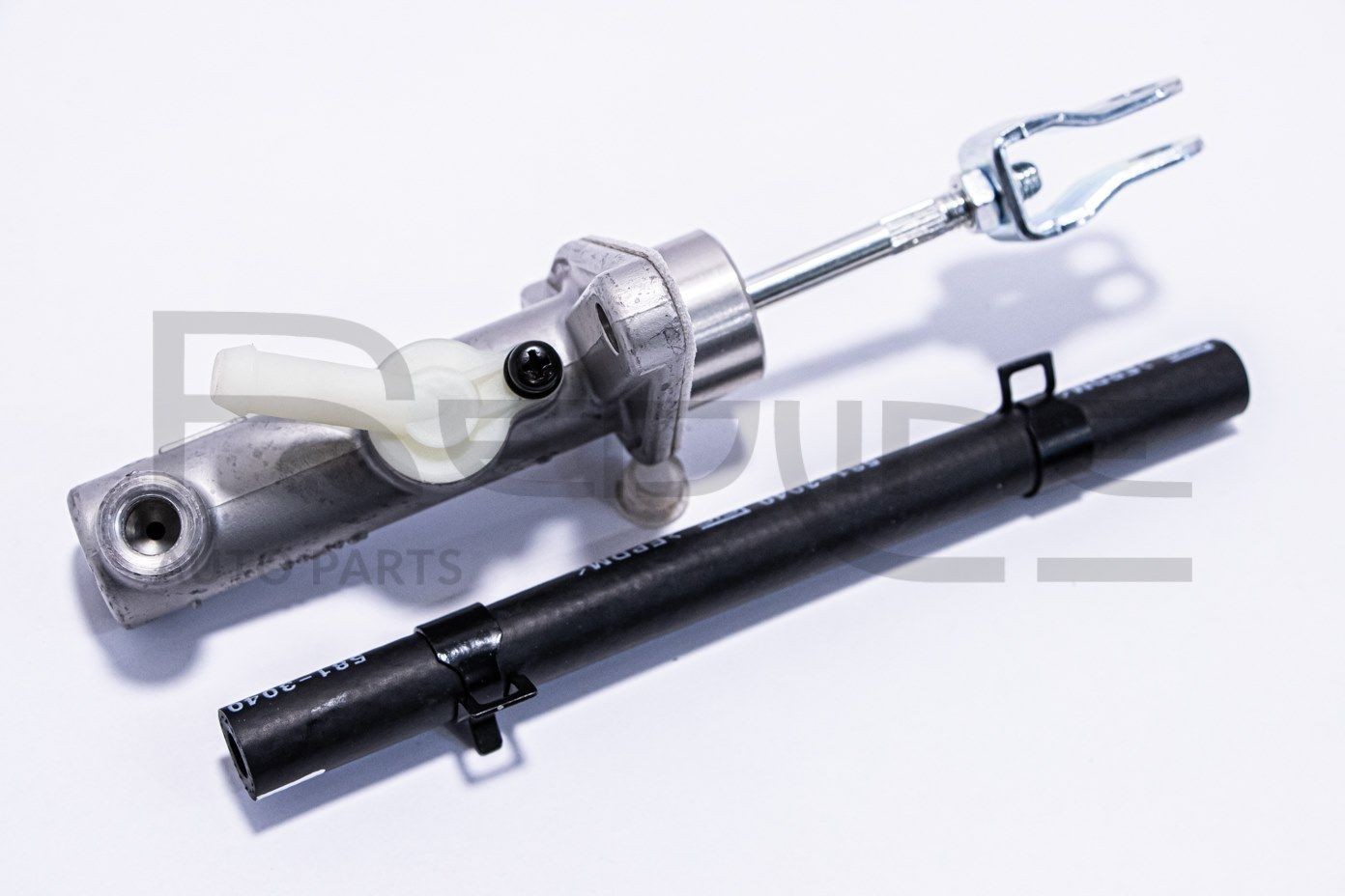 RED-LINE Hovedcylinder, kobling 07SS003 07SS003 Hovedcylinder kobling RED-LINE HYUNDAI i20