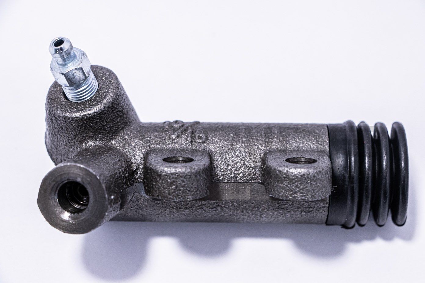 RED-LINE Slavesylinder, clutch 08TO033 08TO033 Slavesylinder TOYOTA YARIS RED-LINE