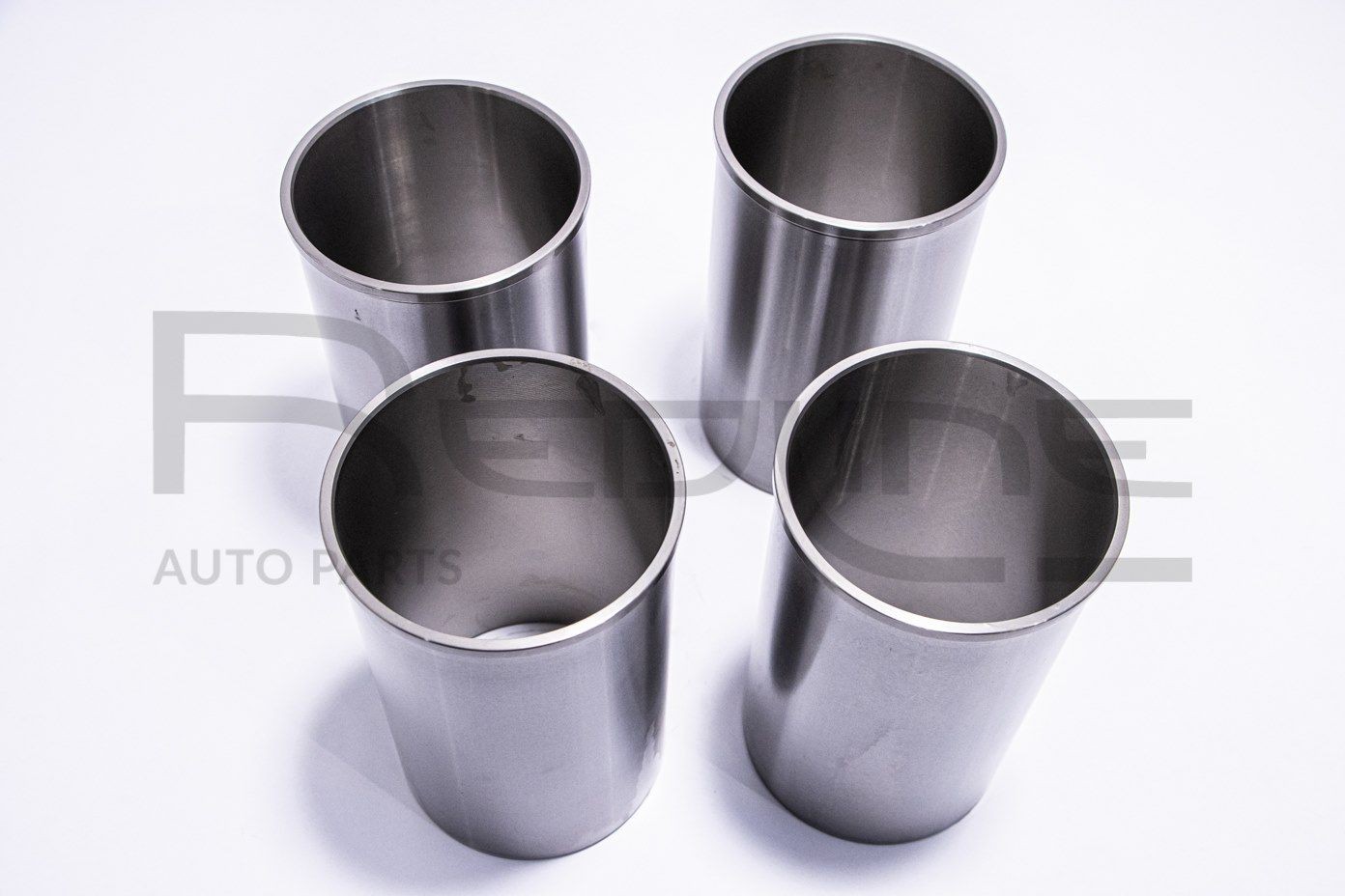 RED-LINE Cylinderforingssæt 19NI013 RED-LINE 19NI013 Nissan Terrano WD21 Cylinderforing pris