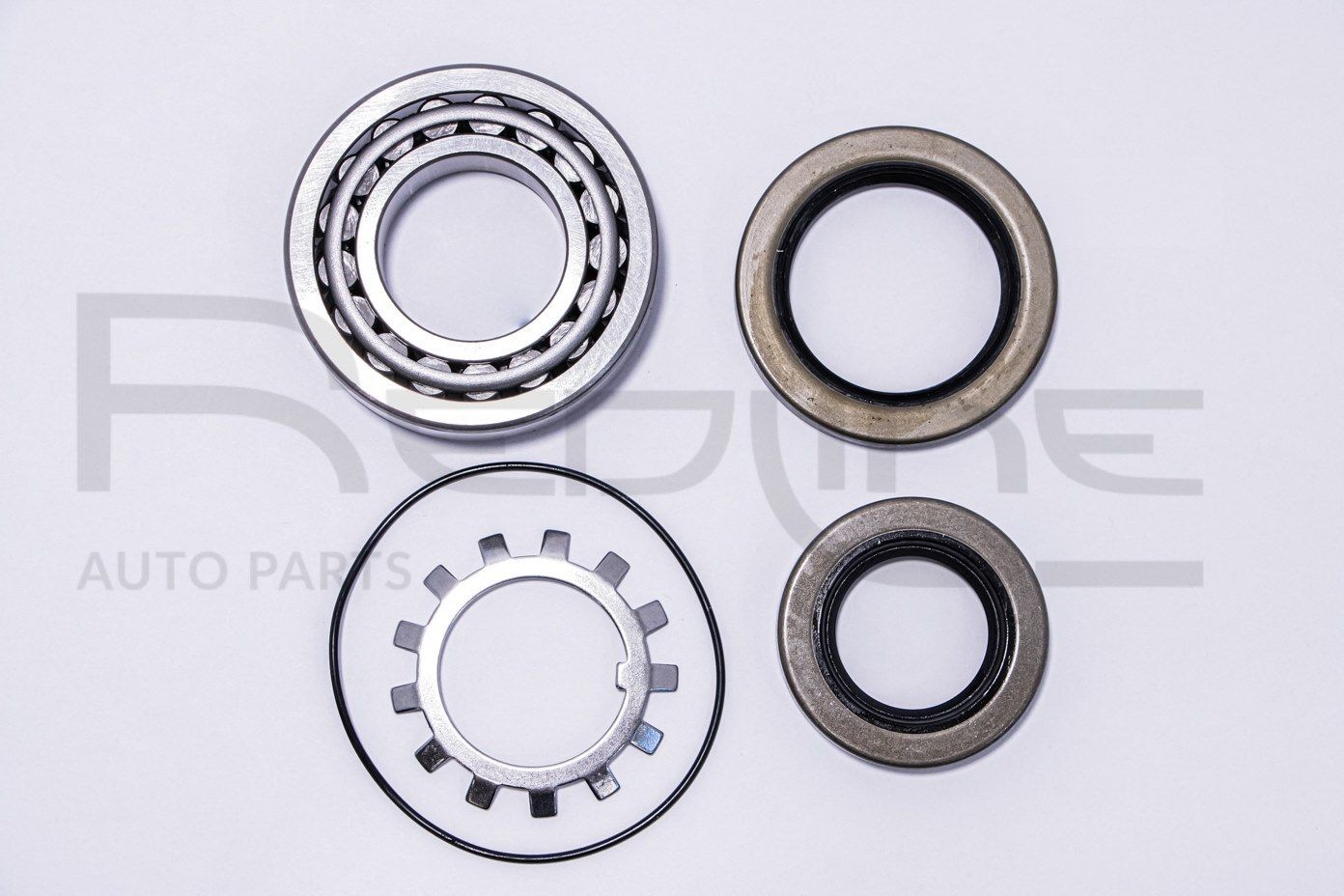 RED-LINE Kit de rolamento de roda 24MZ017 24MZ017 Cubo da roda MAZDA Série B RED-LINE