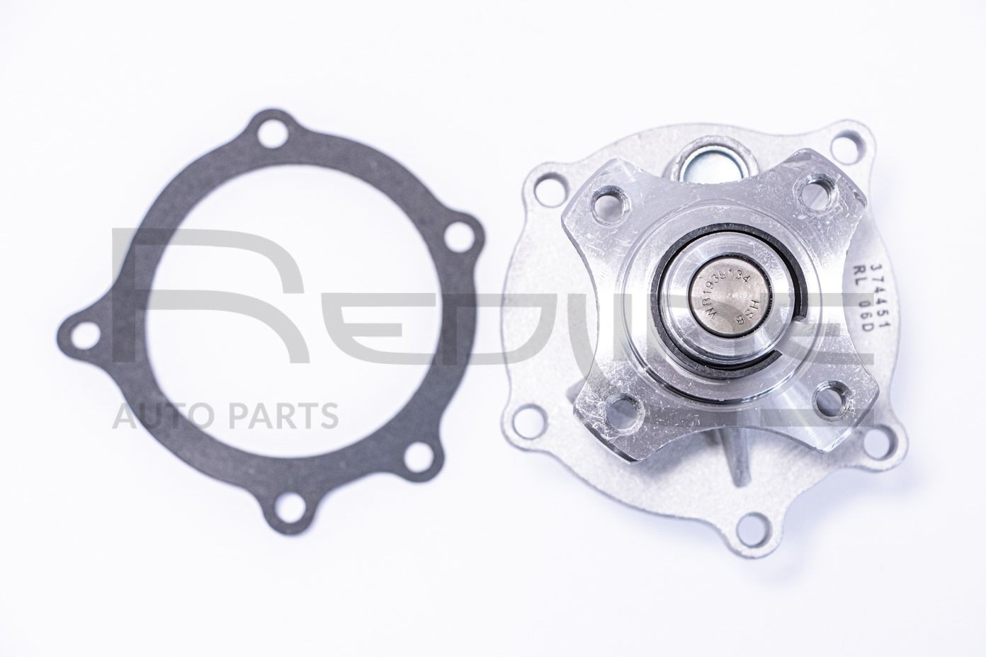 RED-LINE Water pump 28CV008 CHEVROLET CRUZE RED-LINE water pump 28CV008