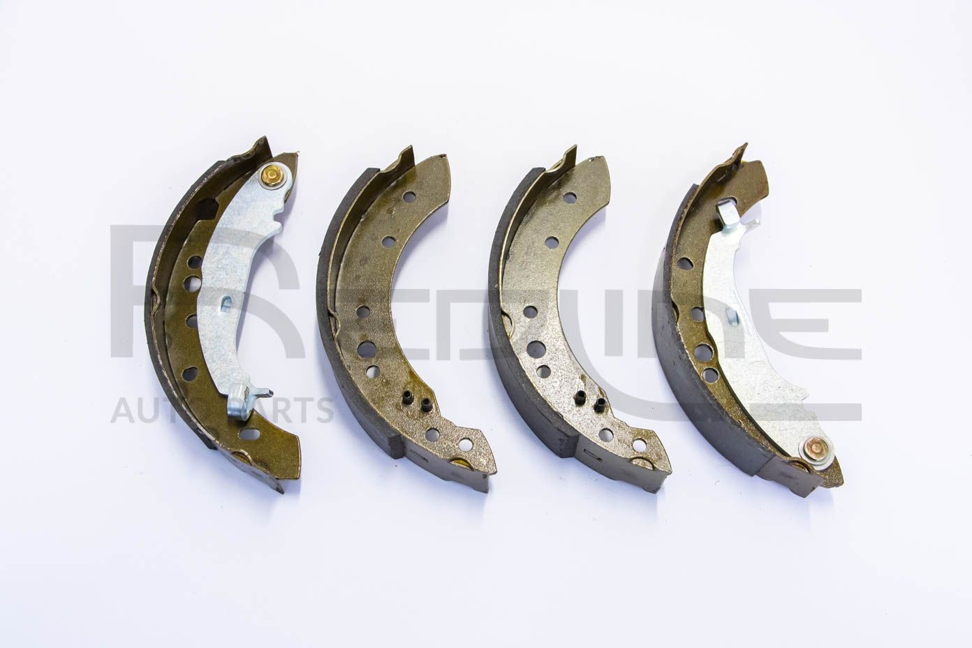 RED-LINE Jeu de mâchoires de frein 47MI014 Jeep WRANGLER Kit mâchoires de frein RED-LINE 47MI014