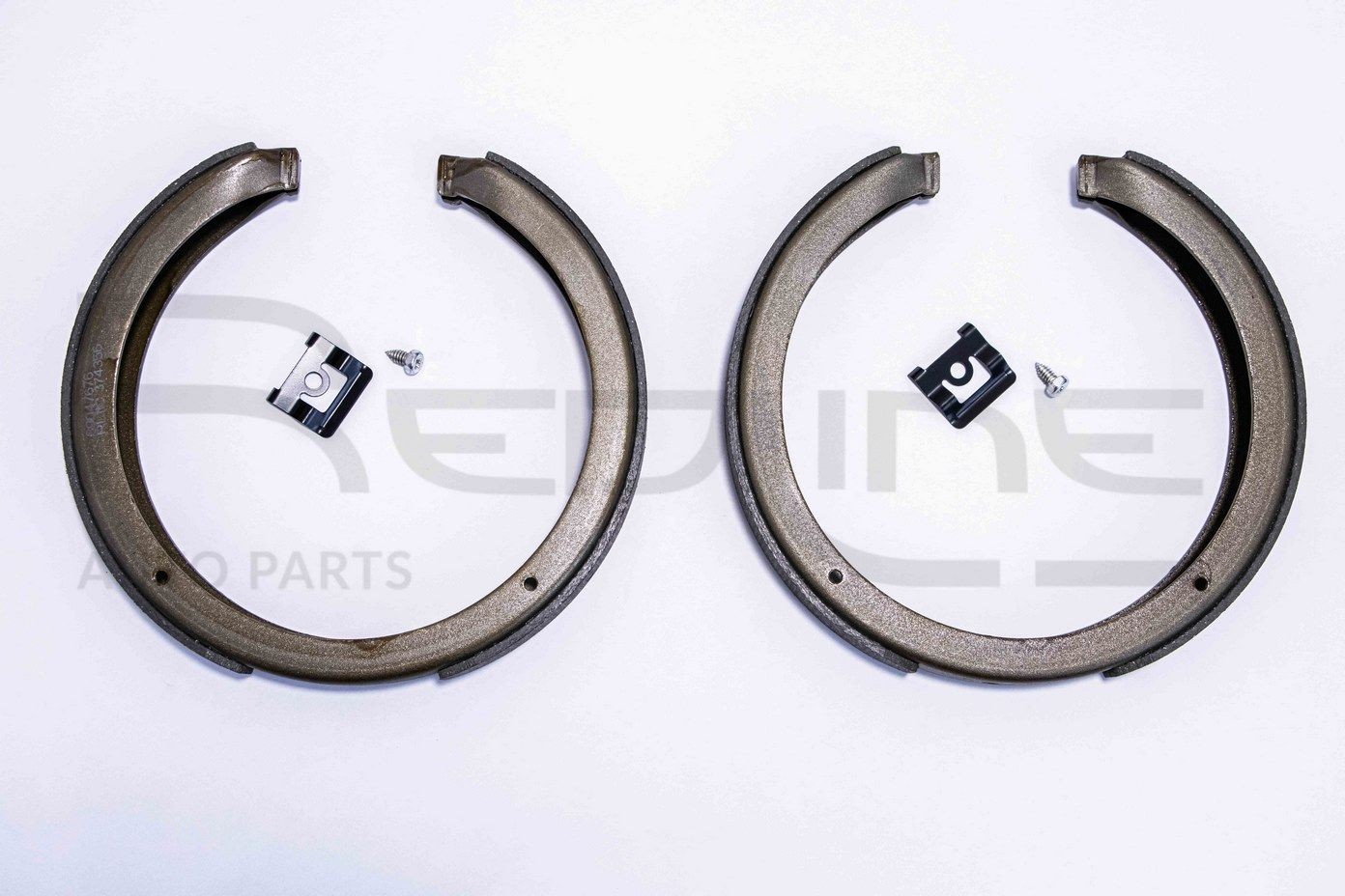Handremschoenen RED-LINE 47SS002 RED-LINE 47SS002 Handremschoen set SSANGYONG KORANDO 2005