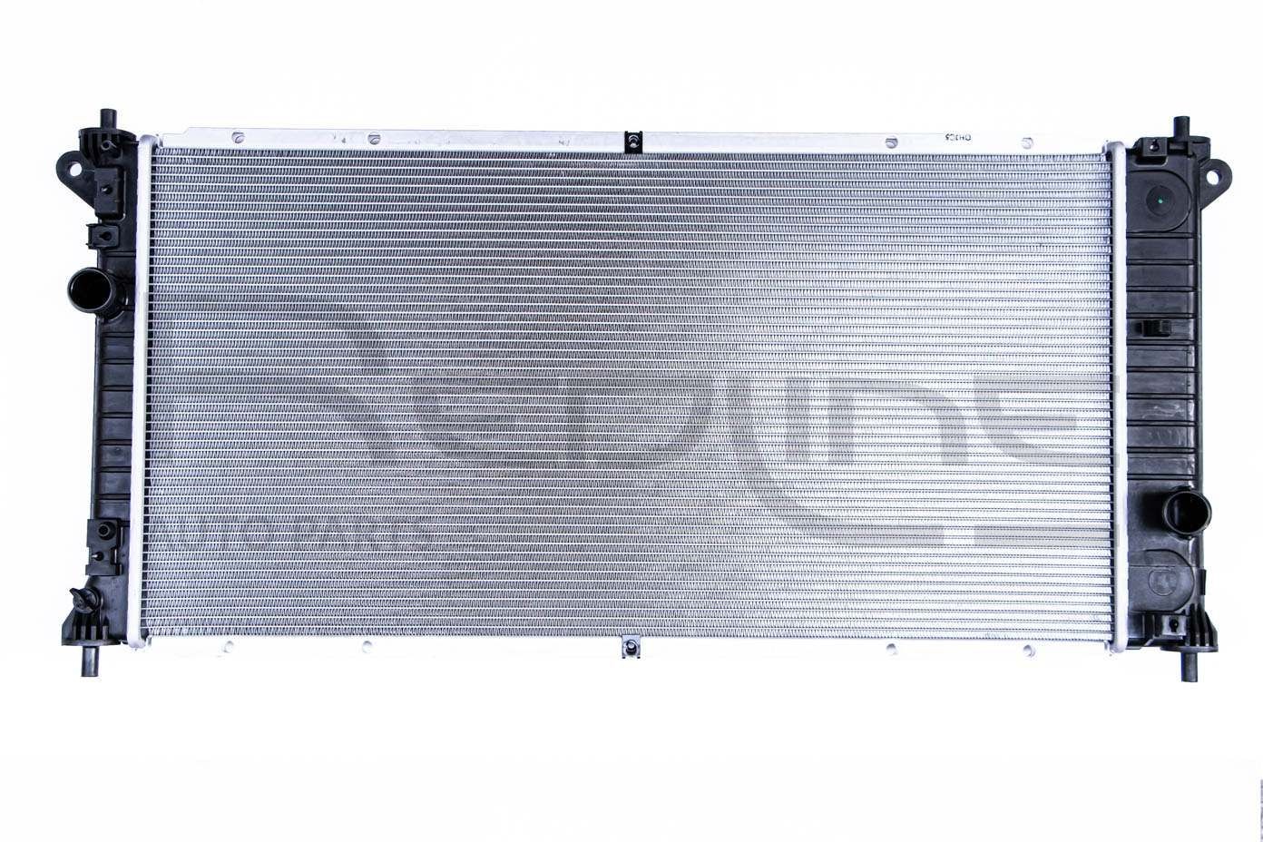 RED-LINE Radiateur du moteur 51SS008 RED-LINE 51SS008 Radiateur de refroidissement moteur SSANGYONG KORANDO d'origine