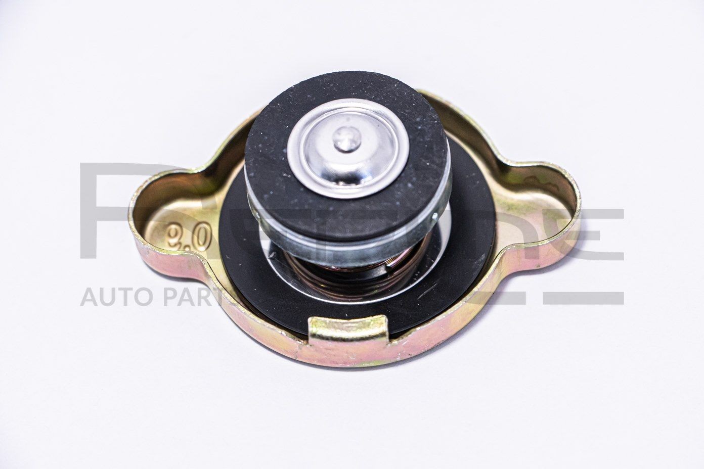 RED-LINE Radiateurdop 67TT003 RED-LINE 67TT003 Radiateurdop Nissan Z32 prijs