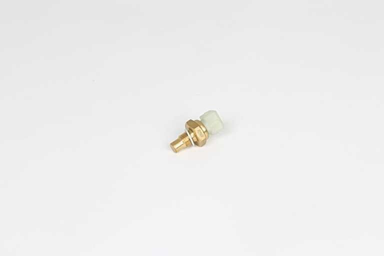 BSG Sonde de température, liquide de refroidissement BSG 65-840-037 BSG 65-840-037 BSG Sonde de température moteur Mazda pas cher