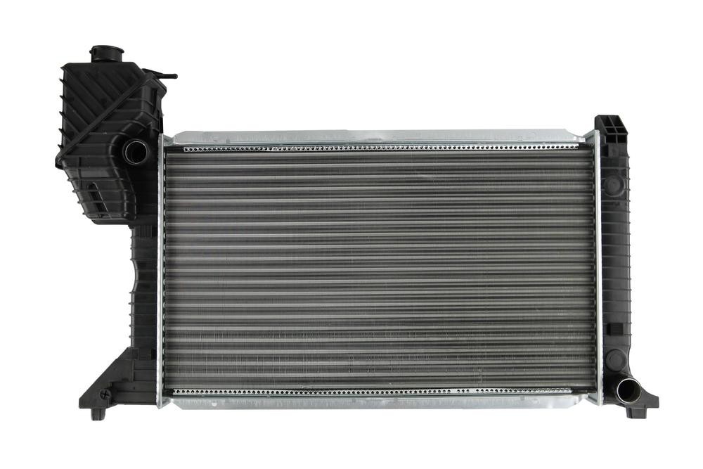 FAST Radiaator, mootorijahutus FT55553 Mootori jahutusradiaator FAST VIANO FT55553 odav