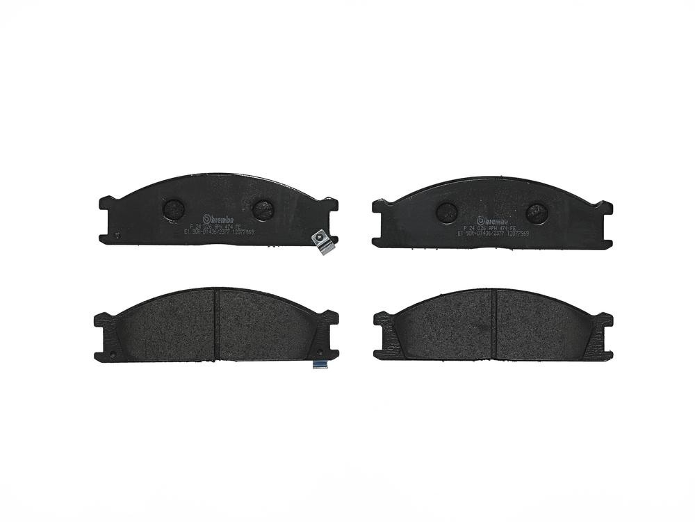 BREMBO Pastilhas de travão P 24 026 BREMBO P 24 026 Pastilhas de travão NISSAN Serena (C23) 2.0 4WD (KBNC23) 130 cv 1999