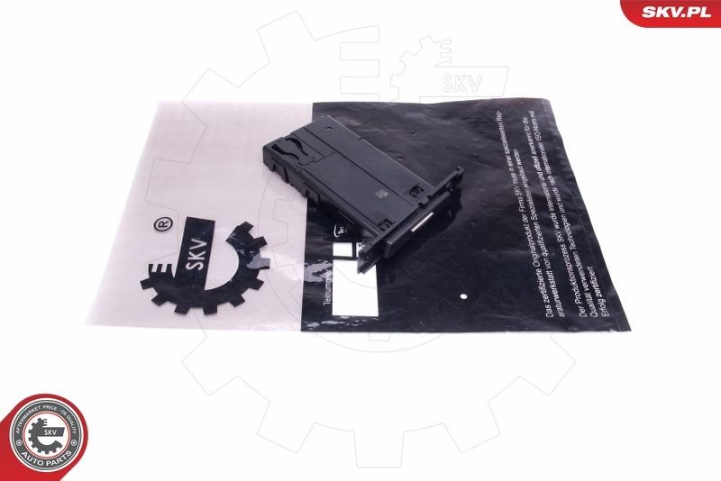 ESEN SKV Ποτηροθήκη 93SKV003 Ποτηροθήκη ESEN SKV BMW Σειρά 1 93SKV003