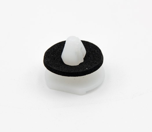 IVECO Clip, sier- / beschermingslijst 504101707 IVECO 504101707 Clip, sier- / beschermingslijst