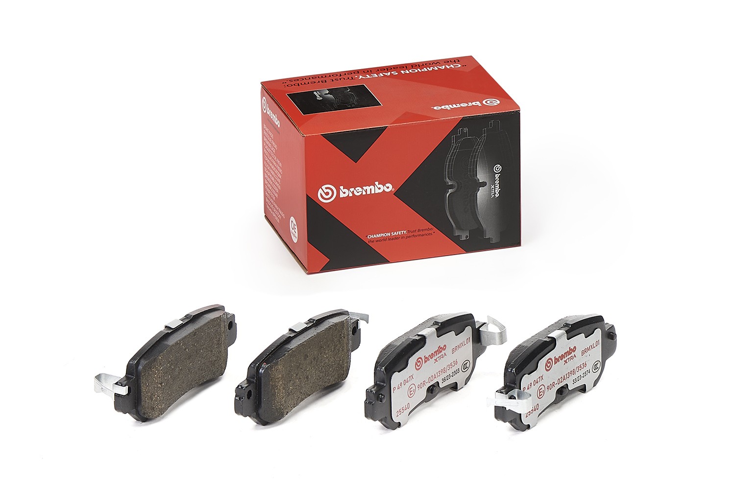 Bremseklosser BREMBO P 49 047X BREMBO Xtra P 49 047X Bremsebelegg til foran og bak Mazda 2 2019