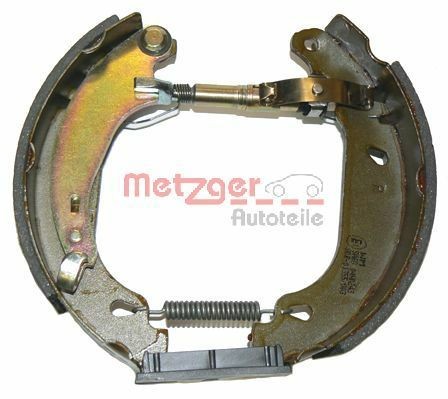 METZGER Bremžu komplekts, Trumuļu bremzes MG 715V MG 715V Bremžu komplekts, trumuļu bremzes DACIA LODGY METZGER