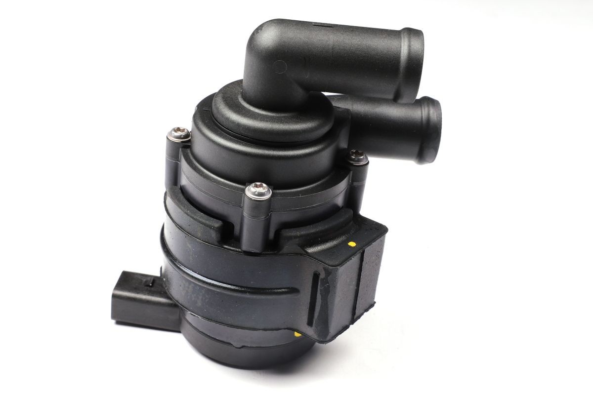 GK Watercirculatiepomp, standkachel 998352 GK Watercirculatiepomp MAZDA 998352