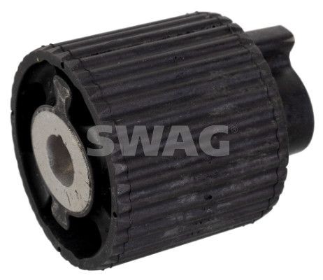 SWAG Silent bloc d'essieu 33 10 7130 SWAG 33 10 7130 Support d'essieu BMW F06 pas cher