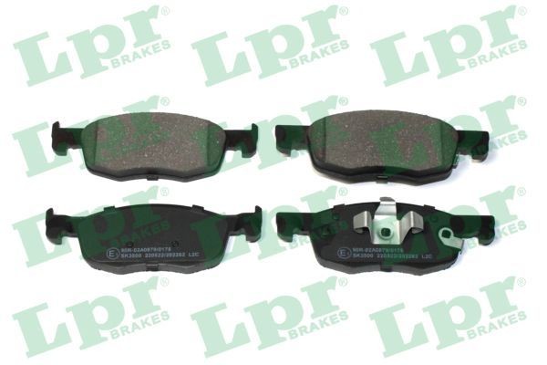 LPR Bremseklosser 05P2262 LPR 05P2262 Bremsebelegg Aygo X (AB70) pris