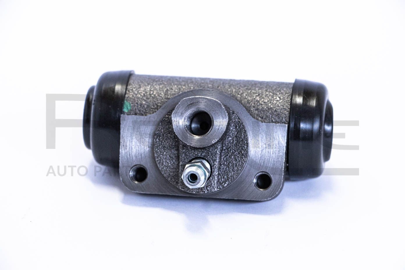 RED-LINE Wheel Brake Cylinder 10JE021 RED-LINE Brake drums and pads 10JE021 evaluation