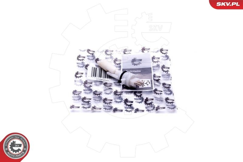 ESEN SKV Sensor, kjølemiddelstand 17SKV641 ESEN SKV 17SKV641 Sensor, kjølemiddelstand Mercedes A209 billige