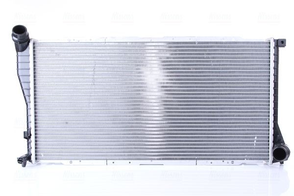 Radiateur NISSENS 60634A NISSENS 60634A: Radiateur van de motor BMW 5-serie 2001