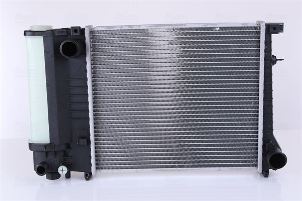 NISSENS Radiateur 60729A NISSENS 60729A Radiateur BMW E30 Cabriolet prijs