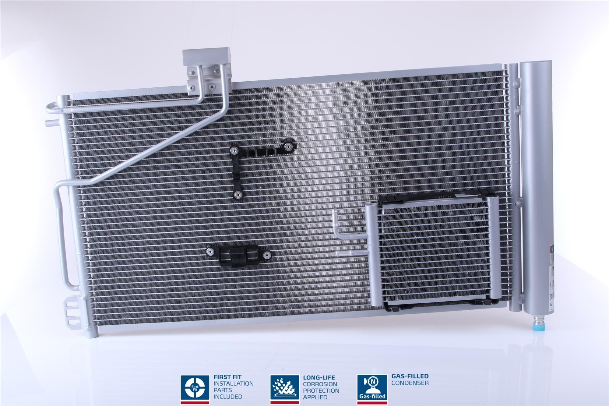 Kondensator, klimaanlegg NISSENS 94545 NISSENS 94545: Ac kondenser Mercedes CLK 2004
