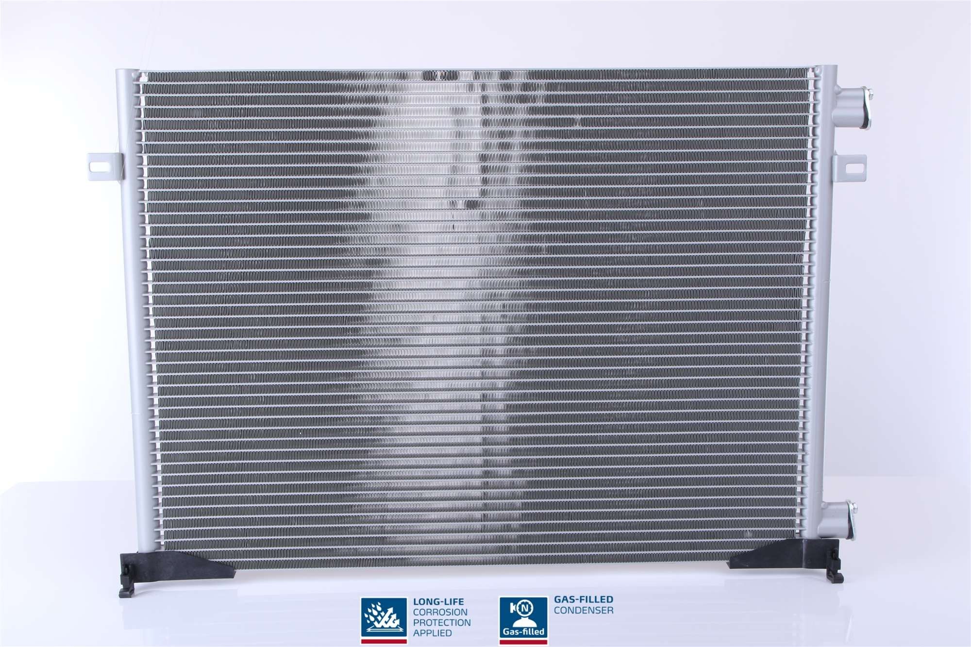 Condenseur, climatisation NISSENS 94671 NISSENS 94671 Condenseur de climatisation Renault TRAFIC 1999