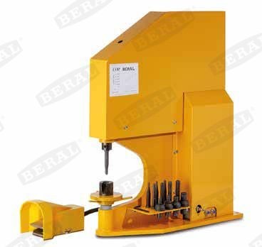 BERAL Neet, trummelpiduriklotsid 8025116000 8025116000 Piduriklotside seisupidur BERAL NISSAN JUKE