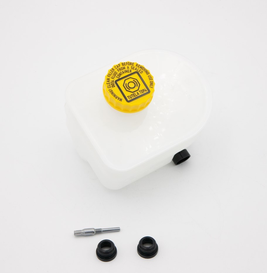 IVECO Vaschetta olio freni 42568304 IVECO 42568304 Vaschetta olio freni VOLVO 440 K (445) 1.6 83 CV 1994