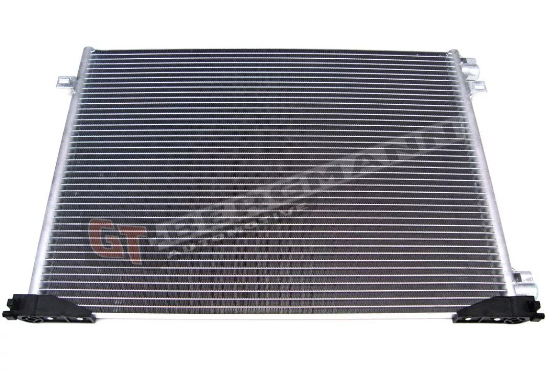 Condensatore climatizzatore GT-BERGMANN GT11-018 351306661 GT-BERGMANN GT11-018 Condensatore aria condizionata Renault TRAFIC 2008