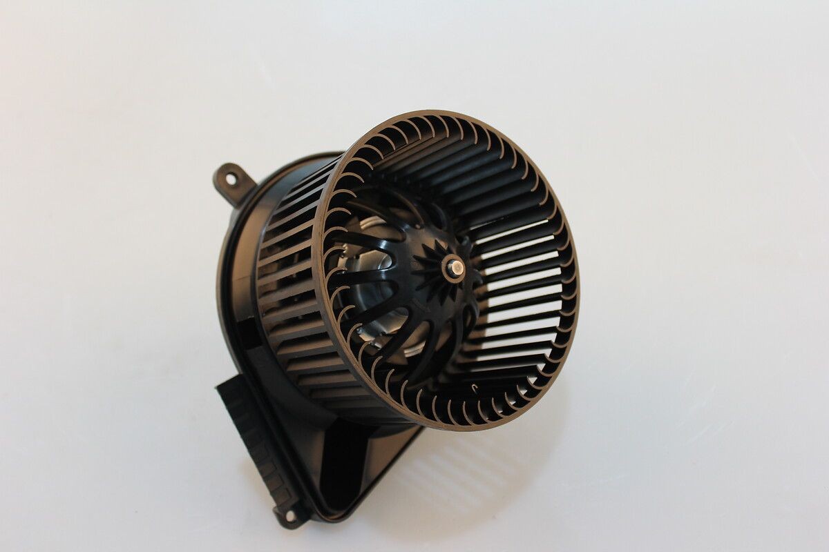 VALEO Vnútorný ventilátor 884671 Ventilátor kúrenia VALEO Mercedes-Benz Trieda R 884671