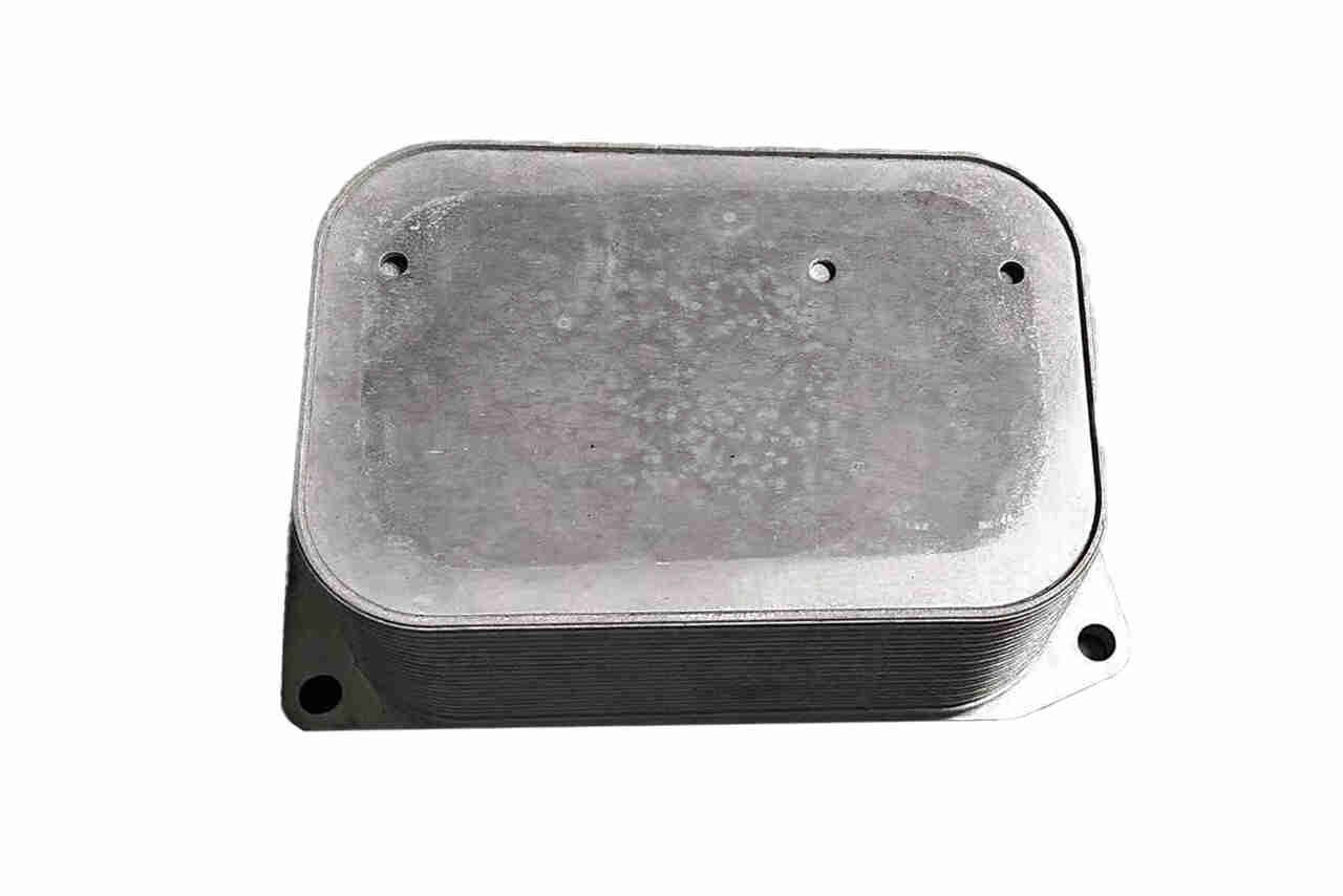 Oliekoeler VEMO V30-60-0037 VEMO V30-60-0037 Oliekoeler MERCEDES-BENZ SL 2018