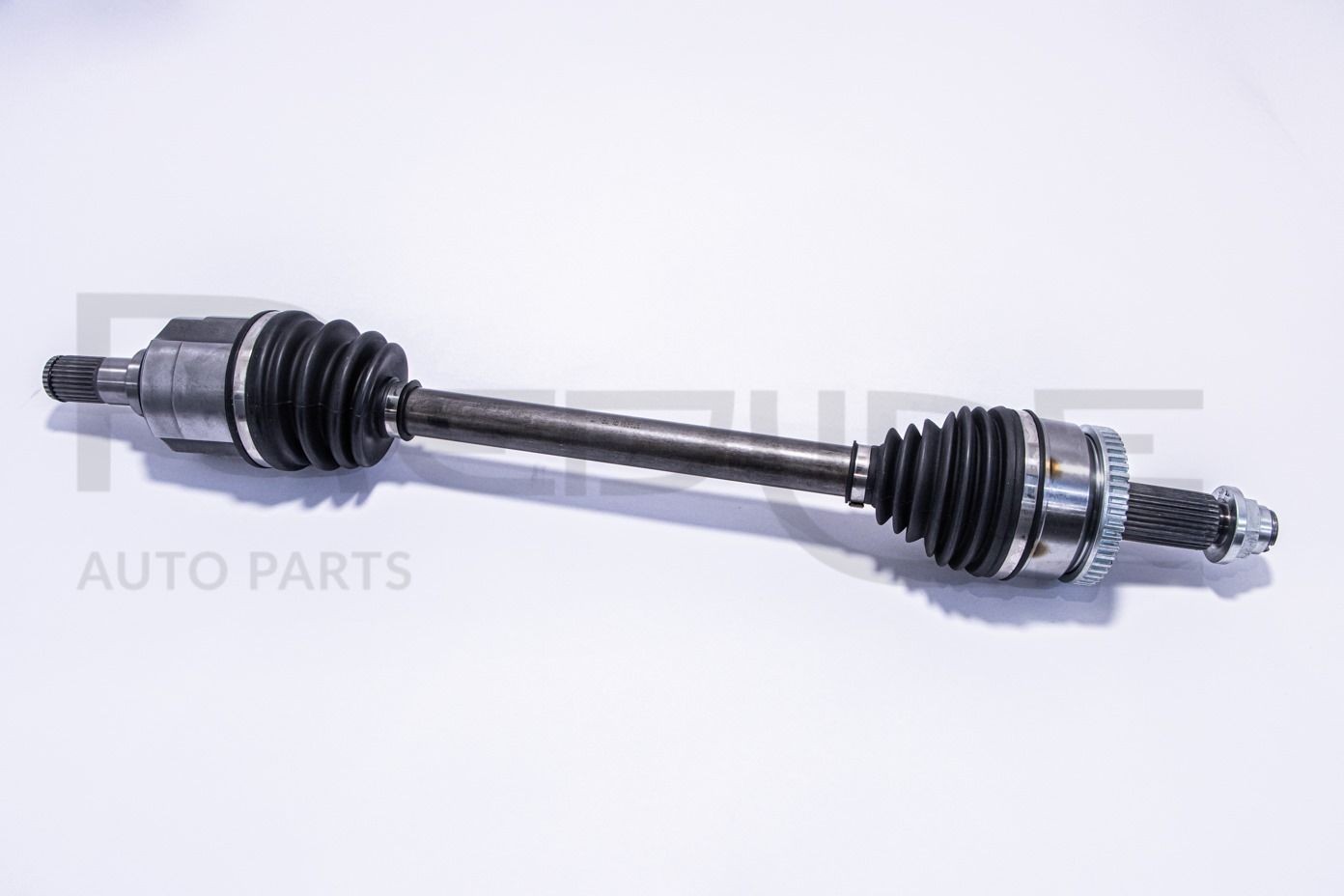 Aandrijfas RED-LINE 45HY037 RED-LINE 45HY037: Aandrijfstang Hyundai TUCSON 2015