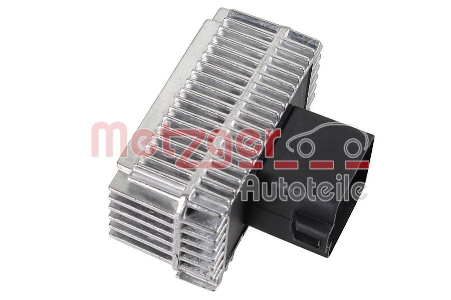 Relæ, forvarmningsanlæg METZGER 0884047 METZGER 0884047 Relæ til gløderør OPEL COMBO 2009